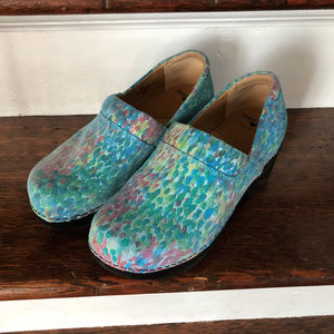 Nurse Mates Watercolor Clogs